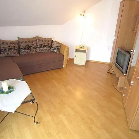 Nadas Tarsashaz Apartment
