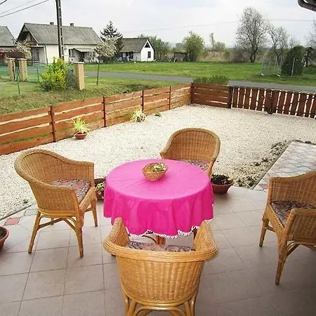 Apartment Nadas Tarsashaz *