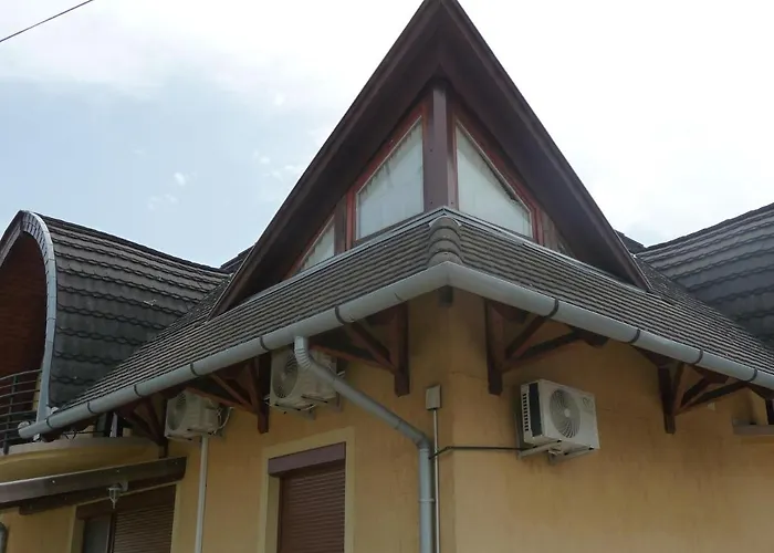 公寓 Nadas Tarsashaz